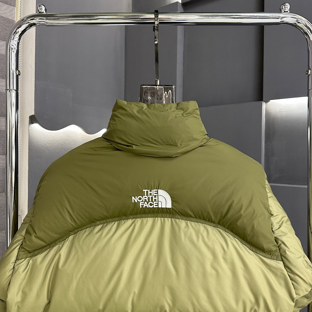 The North Face Black Puffer Jacket – '90s-Inspired Style