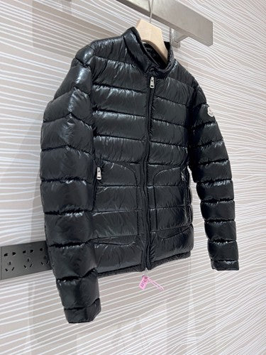 Moncler Acorus Lightweight Stand-Collar Down Jacket - Black