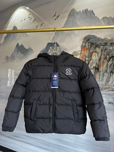 MLB Kids' Hooded Puffer Jacket with Oversized NY Logo