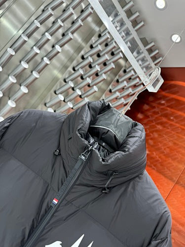 Moncler Verdons Stand-Collar Down Puffer Jacket