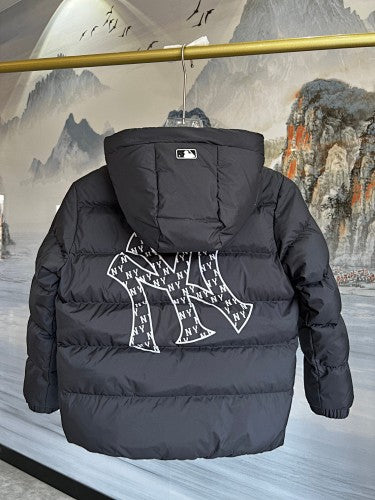 MLB Kids' Hooded Puffer Jacket with Oversized NY Logo