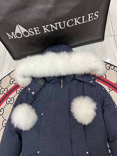 Moose Knuckles Women's Long Hooded Coat – Style 01