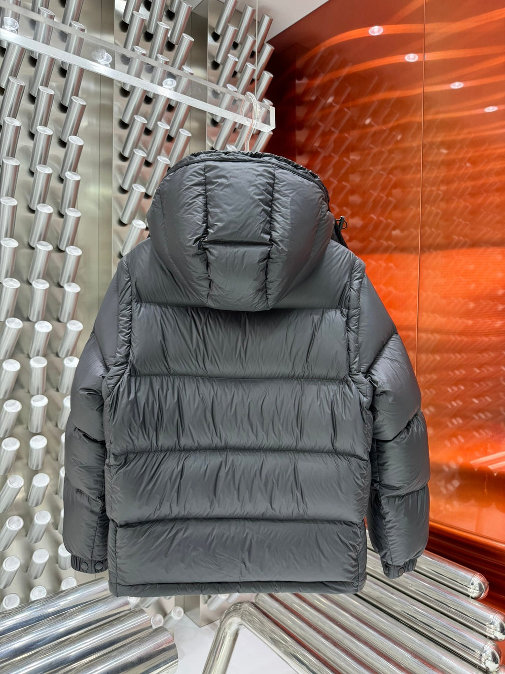 Detachable-Sleeve Hooded Puffer Jacket