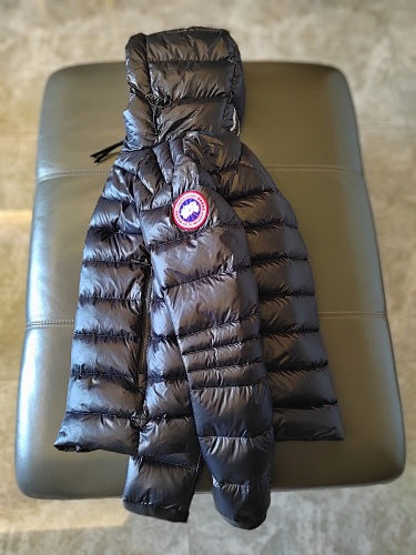 Canada Goose Quilted Hooded Puffer Jacket - Style 2227